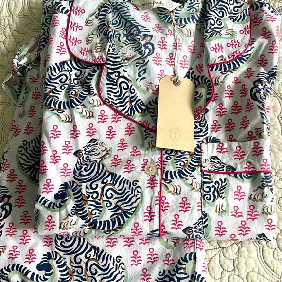 PrintFresh Bagheera pajama short set, size M, NWT. - Picture 2 of 5